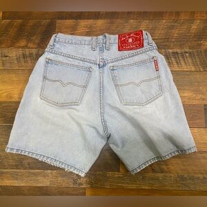 Vintage USA-Made Dungarees Denim Shorts – Size 30 – Light Wash Cutoff